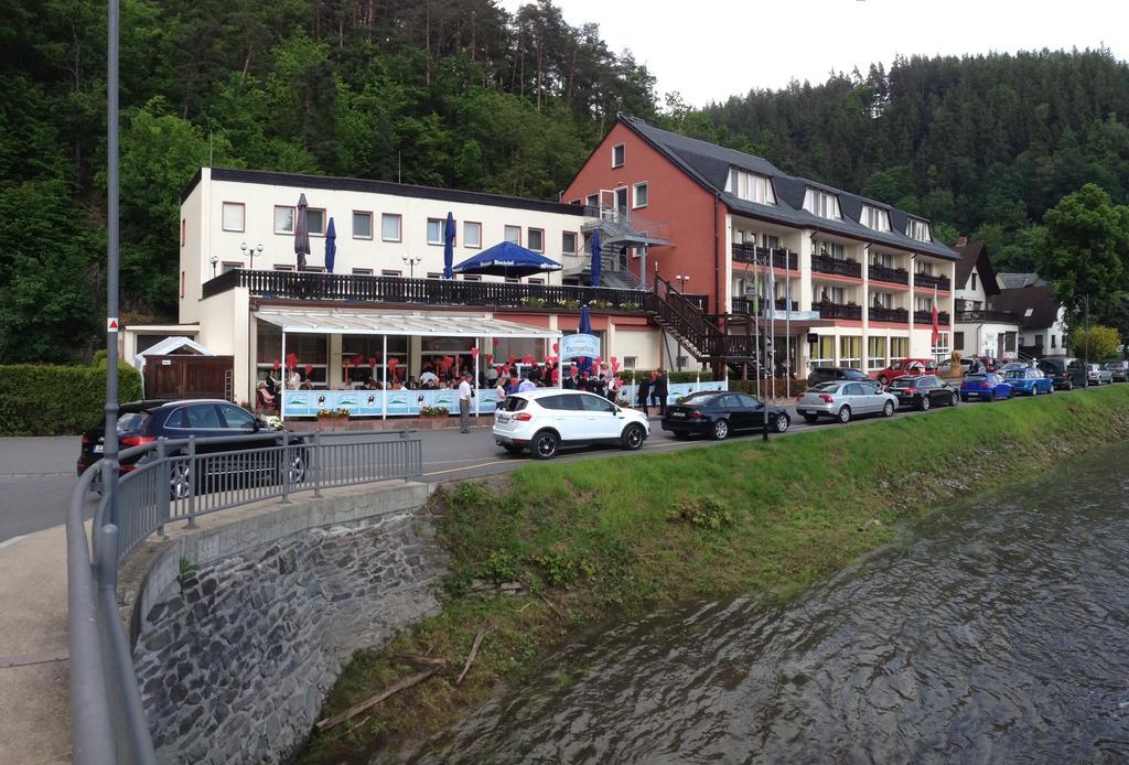 Hotel Am Schlossberg 지겐루크 외부 사진
